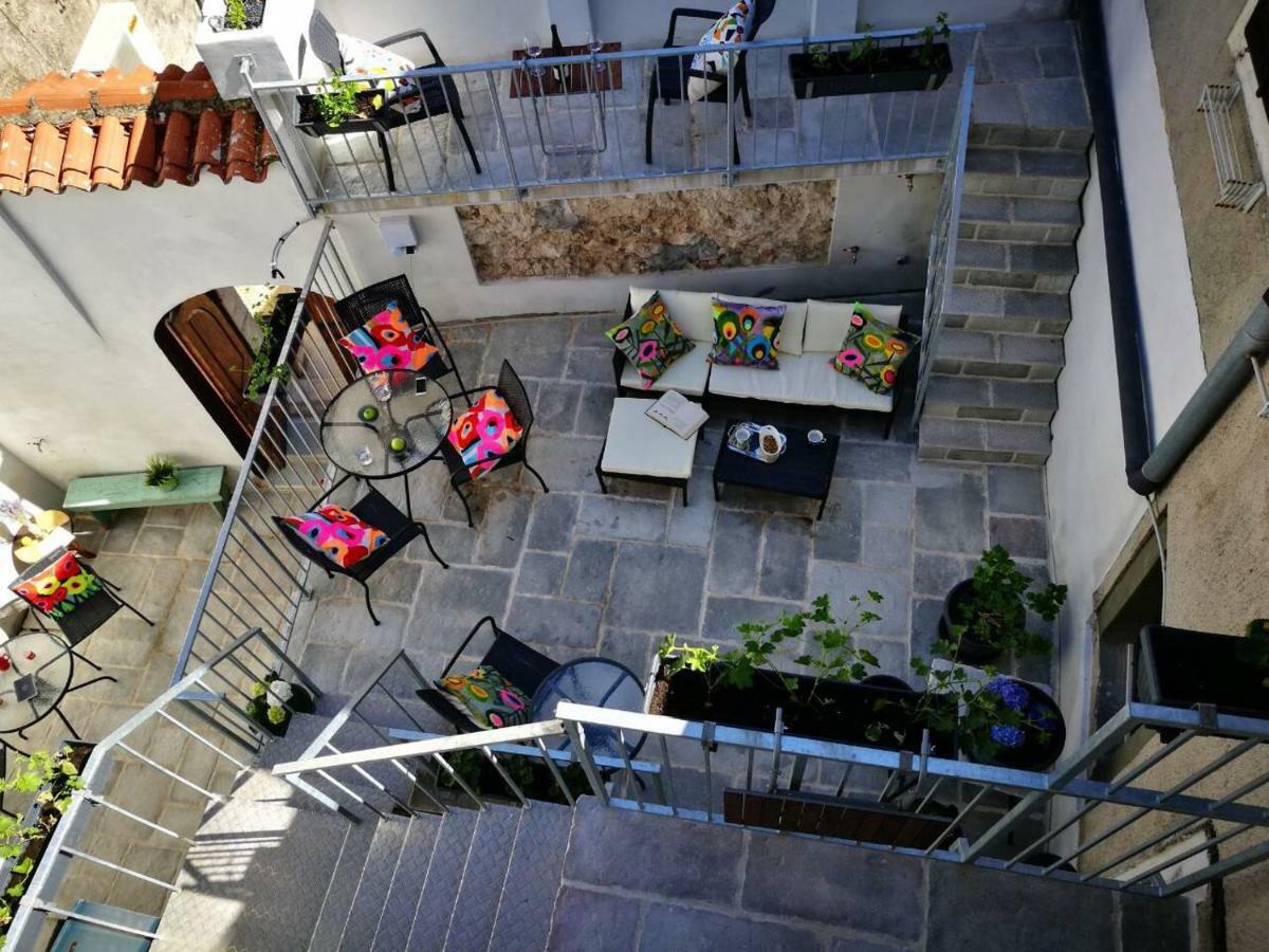 Cres Art Studio Lime Apartment المظهر الخارجي الصورة